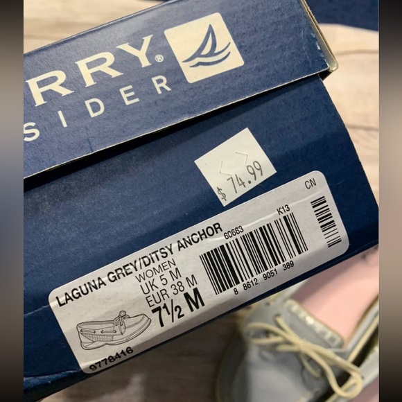 Women Sperry - Picture 3 of 5